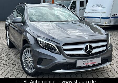 Mercedes-Benz GLA 200 40.000 km. Leder Navi Kam Pano Xenon