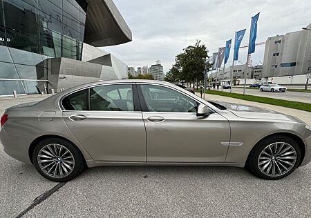 BMW 750i -