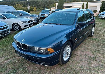 BMW 525i