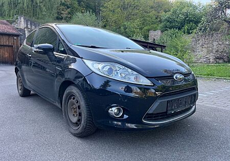Ford Fiesta Titanium / Klimaautom.