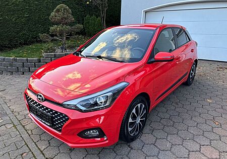 Hyundai i20 Style,1.HAND,8xbereift,gepflegt