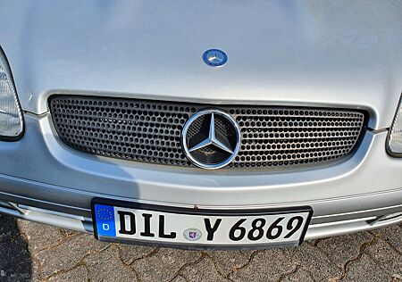 Mercedes-Benz SLK 200 -