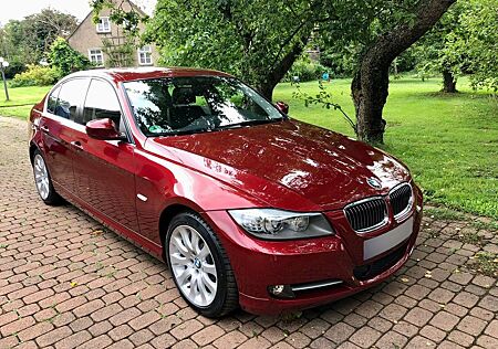 BMW 335i -Limousine Navi Business / Innovationspaket