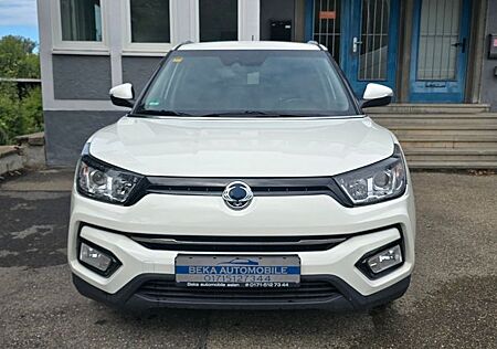 SsangYong Tivoli gebraucht kaufen SsangYong Tivoli 1.6 e-XDi 160 SAPPHIRE 4WD R Kamera-AHK