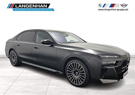 BMW M760e xDrive Bowers Wilkins Softclose HUD Fond E
