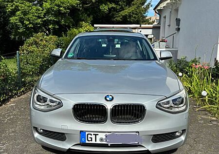 BMW 116i Sport Line Sport Line