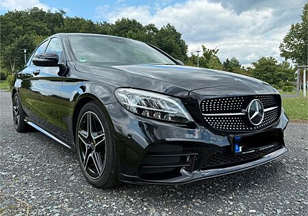 Mercedes-Benz C 300 C300d AMG Line | 245 PS | 8-fach b