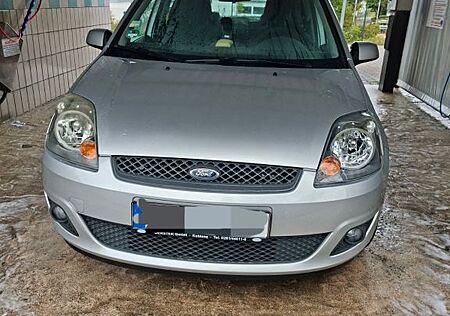 Ford Fiesta 1,3 51 kW Ambiente Ambiente