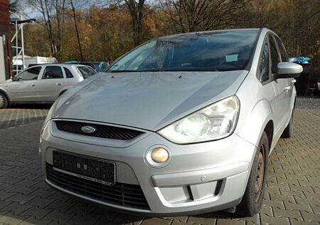 Ford S-Max Titanium * 7 SITZE+PDC+AHK *