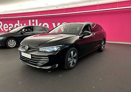 VW Passat Volkswagen Business 1.5 eTSI DSG, DCC, AHK, AreaView
