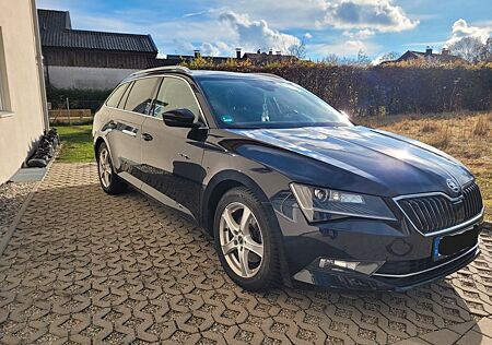 Skoda Superb 2.0 TDI SCR 140kW DSG 4x4 STYLE COMBI...