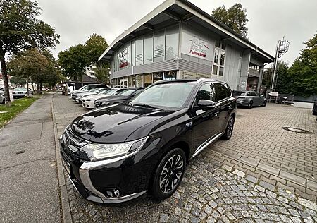 Mitsubishi Outlander PHEV Plus 4WD Led Ahk Navi Kamera Lede