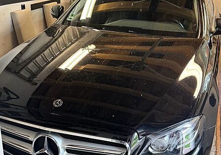 Mercedes-Benz E 250 Autom. -