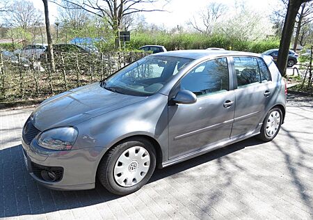 VW Golf Volkswagen V - sportlich, top gepflegt, Leder, Navi
