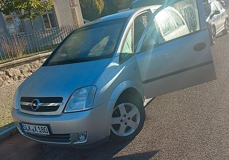 Opel Meriva 1.8 -