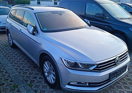 VW Passat Variant Volkswagen 2.0 TDI DSG BMT Comfortline