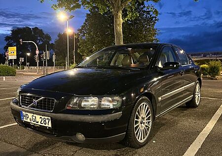 Volvo S60 2.4 D5 -