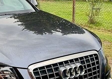 Audi Q5 2.0 TDI S tronic quattro -