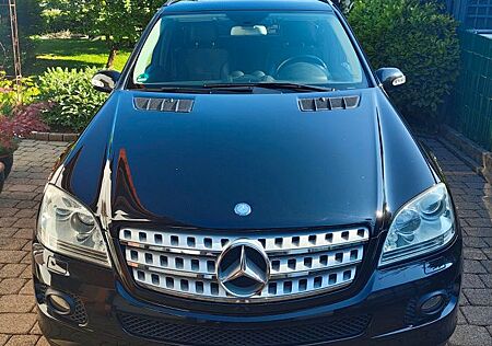 Mercedes-Benz ML 280 CDI 4MATIC - COMAND SHD