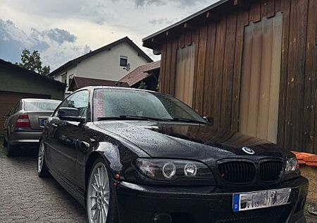 BMW 330Ci -