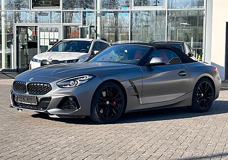 BMW Z4 Roadster M40 i / Frozen Grey Lack / DAB