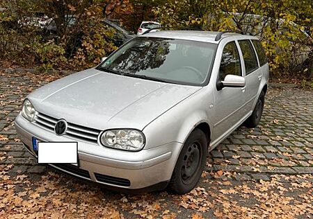 VW Golf Volkswagen 1.9TDI 74kW Variant