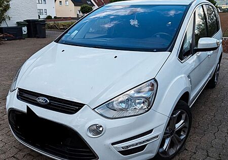 Ford S-Max 2,2 TDCi 147kW DPF Titanium Autom. Tit...