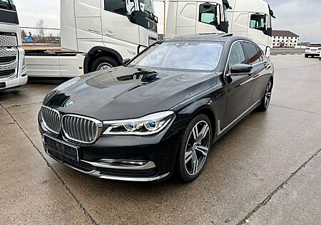 BMW 750LD *xDrive*M-PAKET *PANO*1.HAND*