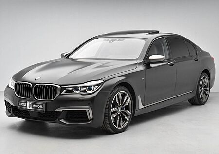 BMW M760 gebraucht kaufen BMW M760Li xDrive V12 - Frozen Black, Exec. Lounge