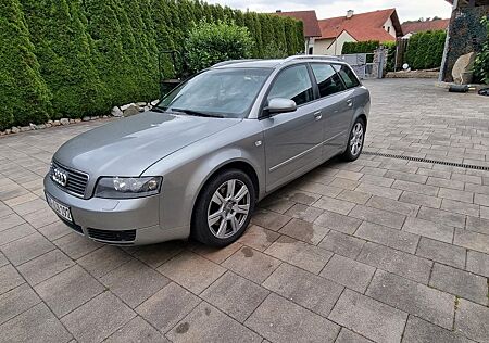 Audi A4 1.8 T Avant -