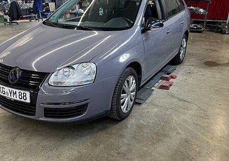 VW Golf Volkswagen 1.4 TSI 90kW Comfortline Variant Comfor...