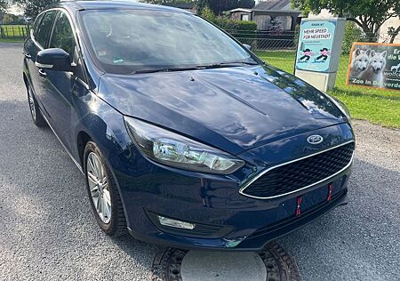 Ford Focus 1.0 Turnier Cool & Connect *Navi*