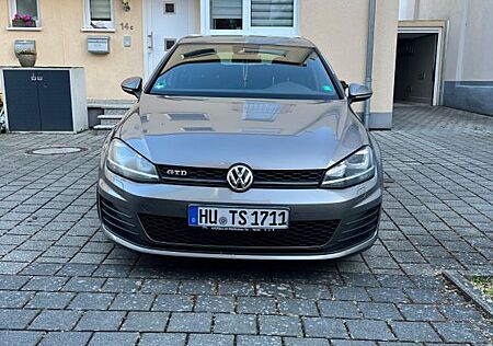 VW Golf Volkswagen 2.0 TDI BMT GTD GTD