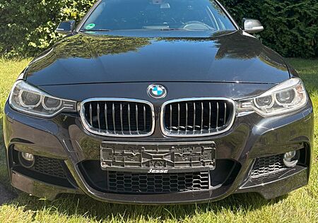 BMW 320d Touring -M Paket, Panoramadach, AHK