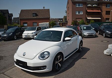 VW Beetle Volkswagen Lim. Basis*Klimaanlage*NAVI*PDC*SHZ*ALU*