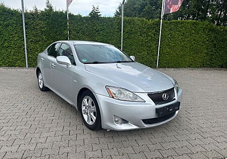 Lexus IS 250 V6 Xenon Klimaautomatik PDC TOP!