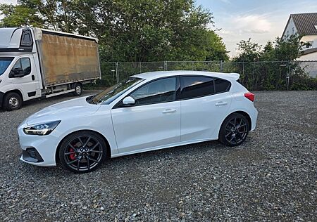 Ford Focus 2,3 EcoBoost ST ST