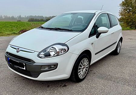 Fiat Punto EVO 1.4 Klima Bluetooth Radio TÜV 12/26