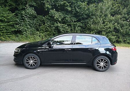Renault Megane IV dCi 115