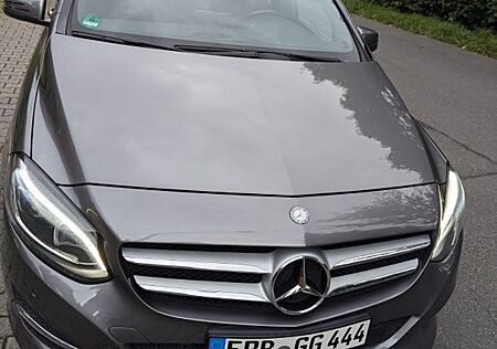 Mercedes-Benz B 220 d DCT -