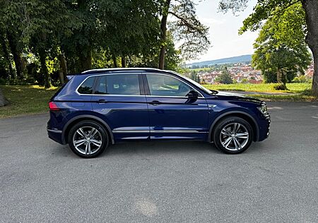 VW Tiguan Volkswagen Highline BMT/Start-Stopp 4Motion R-LINE