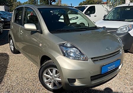 Daihatsu Cuore 1.0 Top *Aut*43TKM*Klima*1HD* TÜV Neu