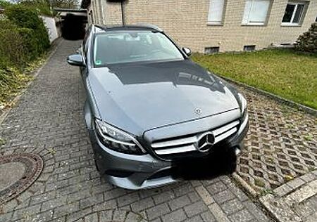 Mercedes-Benz C 180 d -