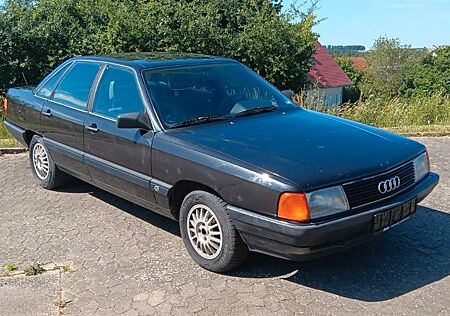 Audi 100