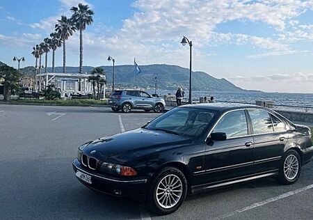 BMW 528 BMW528i E39 Automatik -167.000km TÜV 09/2026