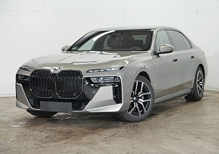 BMW i7 eDrive50 B&W Surround, Executive Lounge Paket