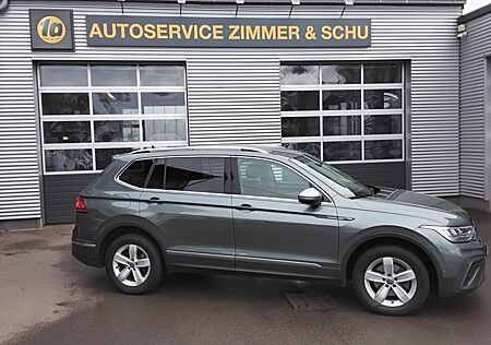 VW Tiguan Allspace Volkswagen Life