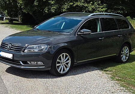 VW Passat Variant Volkswagen 2.0 TDI Highline BMT LED