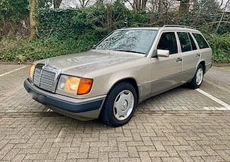 Mercedes-Benz 300 W124 300D Kombi H-Zulassung 7-Sitzer 3. Hd