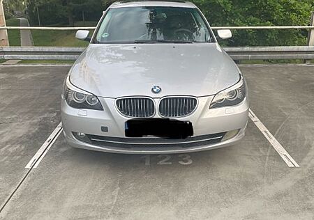 BMW 528i LCI